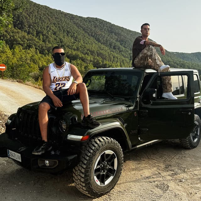 LOVE ME (feat. Jamule)