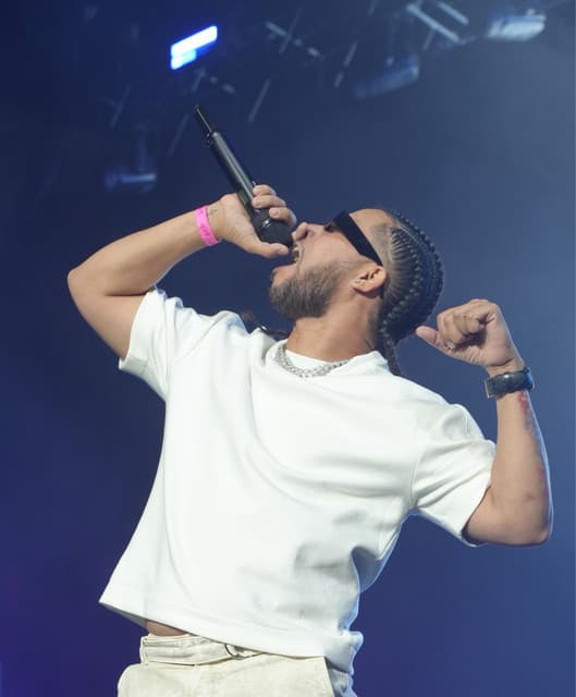 Maceo El Perro Blanco